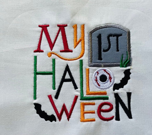 This Halloween Onesie® is just for our little ghouls and goblins! Whether you are dressing your baby for trick-or-treats or dressing them up for a party, this adorab