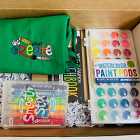 Kids love art! This box is the perfect for the child who loves to explore with art. It features a personalized art smock. Along with Eco Dough, watercolor gel crayon