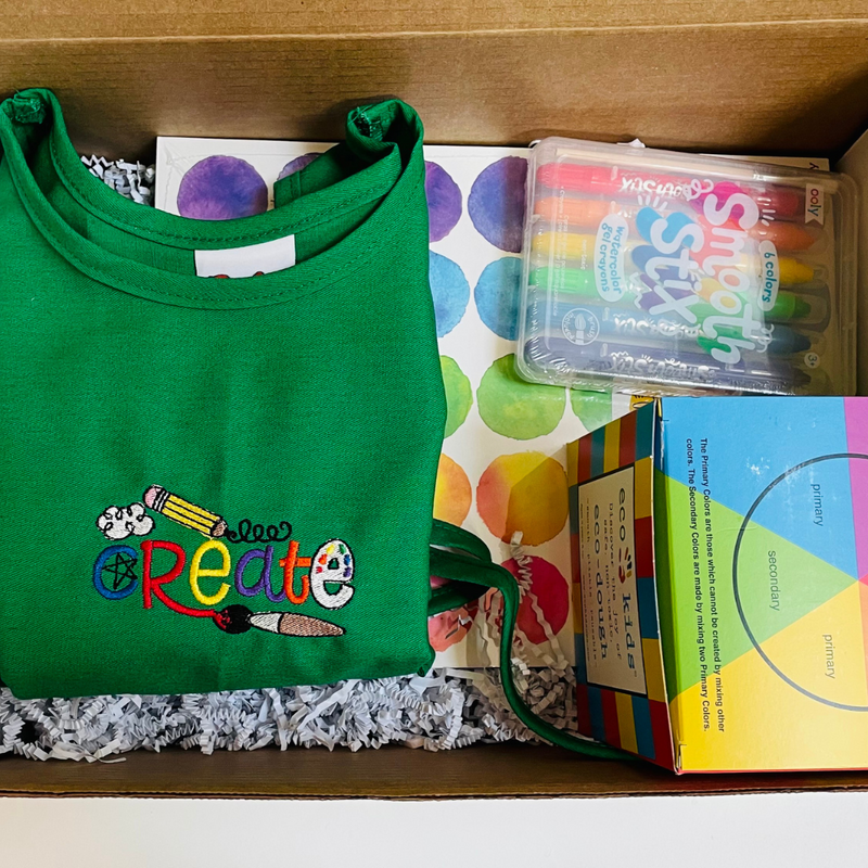 Kids love art! This box is the perfect for the child who loves to explore with art. It features a personalized art smock. Along with 36 watercolor paints, watercolor