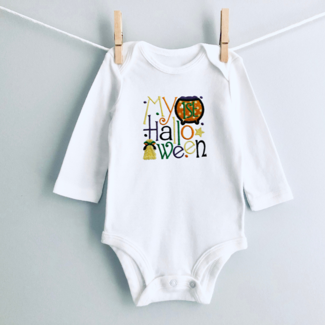 This Halloween Onesie® is just for our little ghouls and goblins! Whether you are dressing your baby for trick-or-treats or dressing them up for a party, this adorab