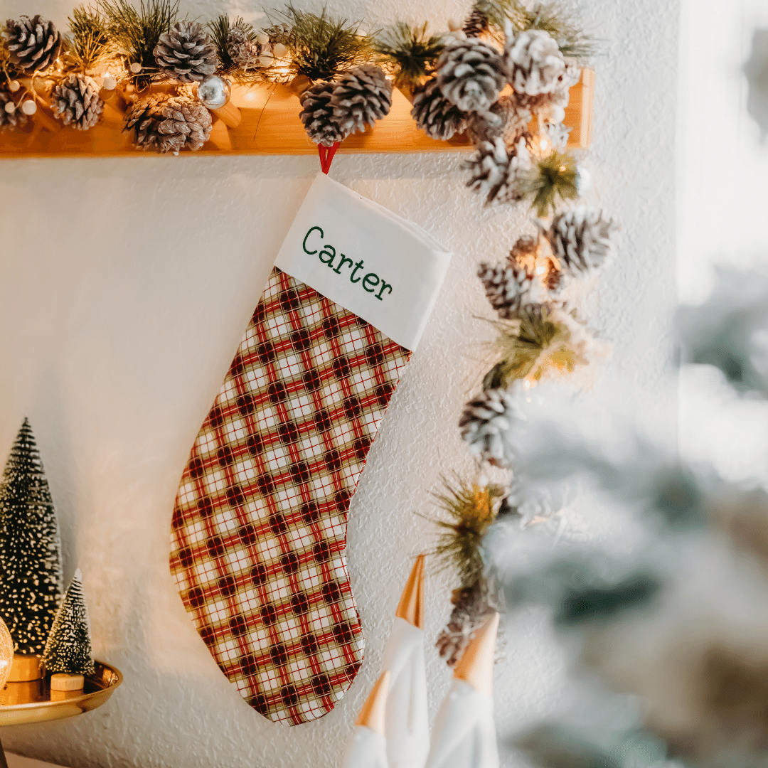 





These Christmas stockings are the perfect addition to your holiday decor. Made from high-quality quilting cotton, they are both durable and stylish. The option