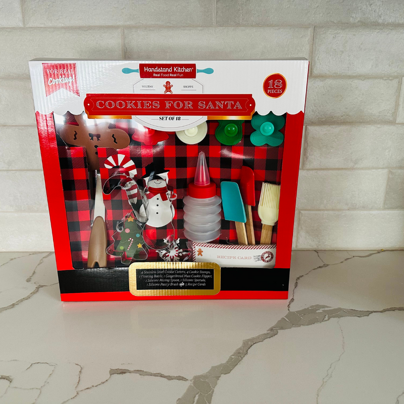 Get ready to spread holiday cheer with our all-in-one Christmas Cookie Kit! This kit has everything you need to bake and decorate the perfect festive treats. With a 