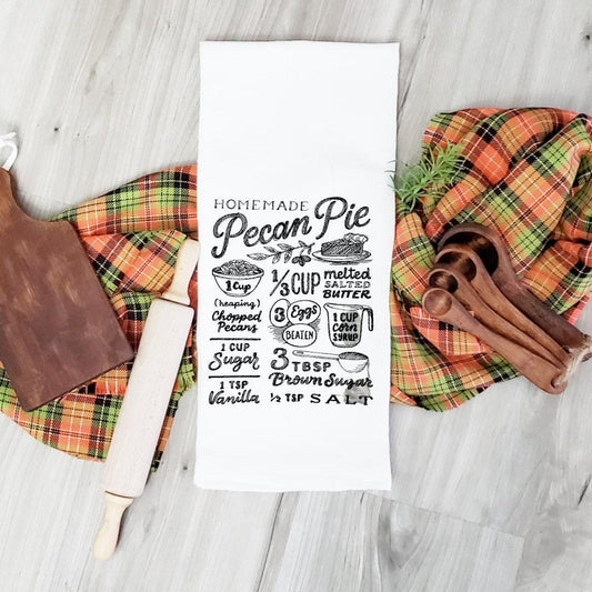 Decorate your kitchen and bring some traditional charm to your Thanksgiving table with this beautiful flour sack towel. It features a vintage look, with decorative s