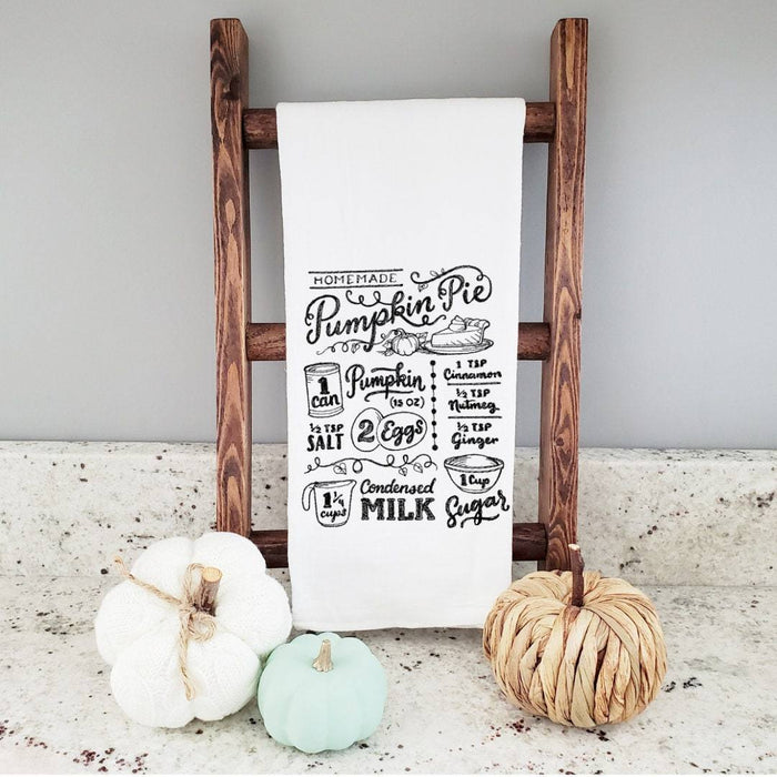 Decorate your kitchen and bring some traditional charm to your Thanksgiving table with this beautiful flour sack towel. It features a vintage look, with decorative s