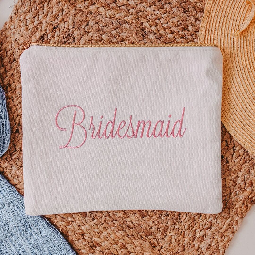 Introducing our beautifully crafted canvas cosmetic bag, perfect for any bridesmaid! The bag is made of sturdy canvas material, ensuring it will last through all the