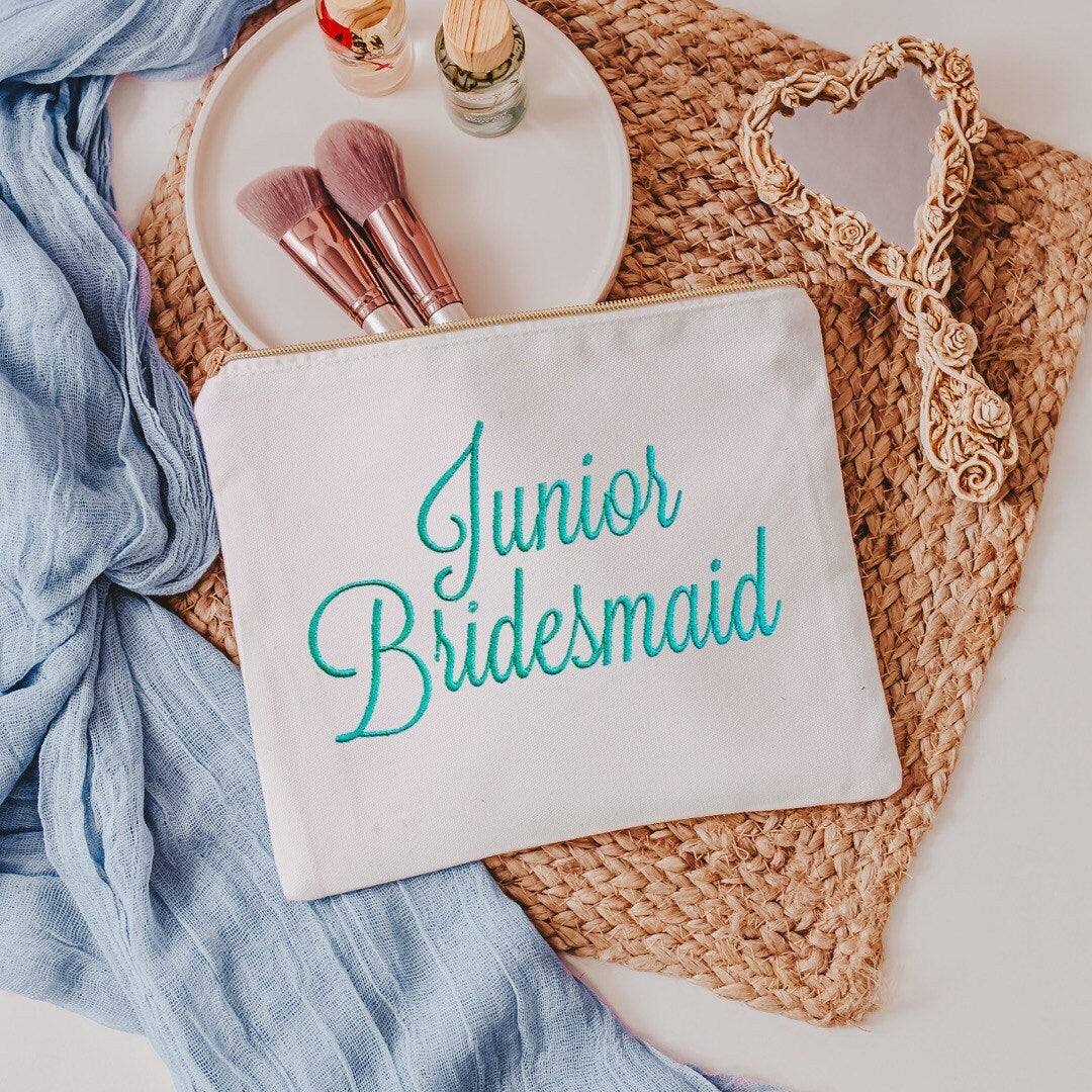 Introducing our beautifully crafted canvas cosmetic bag, perfect for any Jr Bridesmaid! The bag is made of sturdy canvas material, ensuring it will last through all 