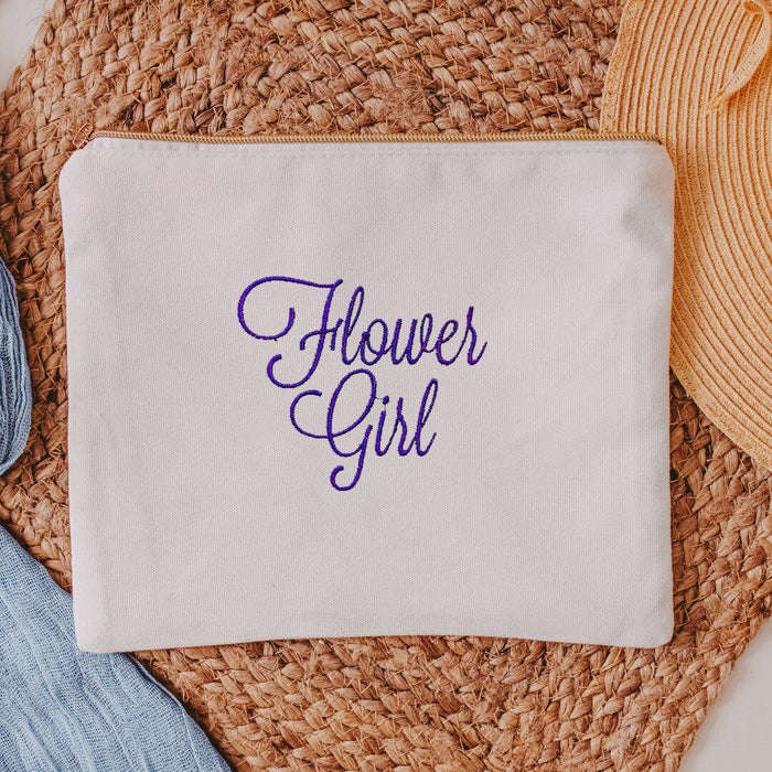 Introducing our beautifully crafted canvas cosmetic bag, perfect for any flower girl! The bag is made of sturdy canvas material, ensuring it will last through all th